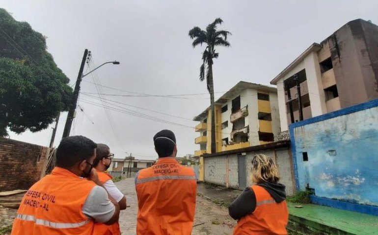 Defesa Civil mantém monitoramento constante de áreas de risco de Maceió