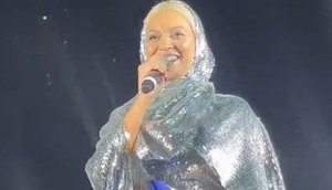 Beyoncé aparece de surpresa em evento na Bahia, leva fãs à loucura e diz: ‘Muito importante estar aqui’