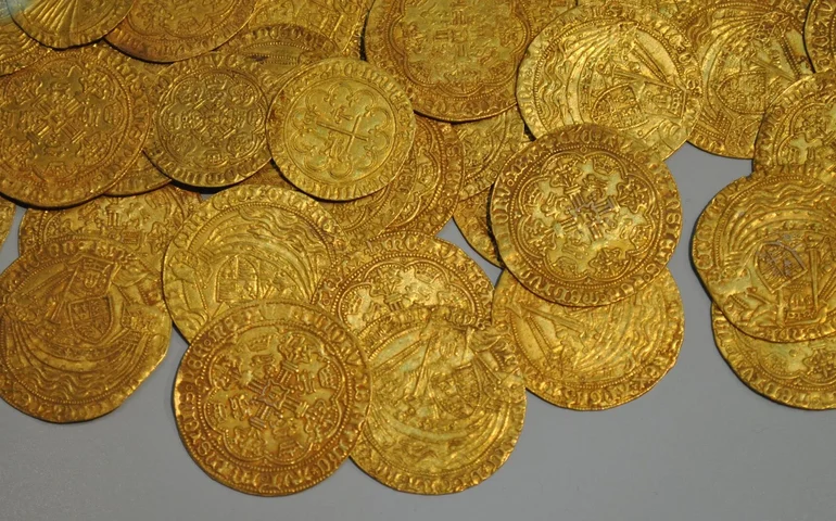 Moedas de ouro raríssimas do século IV são encontradas em Aquileia, na Itália