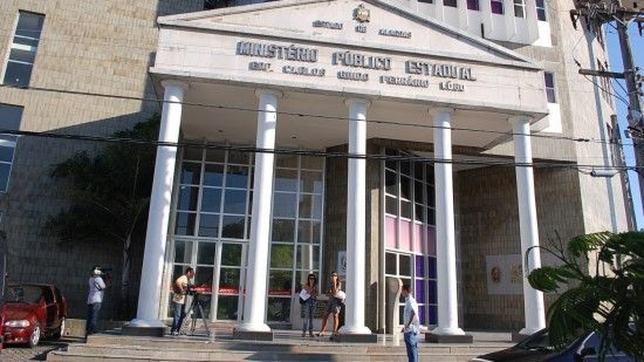 Ministério Público Estadual instaura inquérito civil público para investigar emissão de diplomas irregulares em Arapiraca