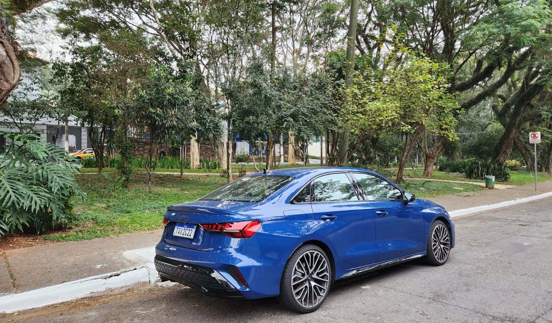 Todo desempenho e sofisticação do Audi A3 Sedan 2025