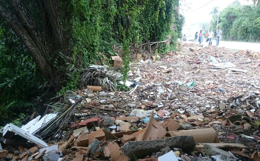 Prefeitura de Maceió recebe novas autuações pelo acúmulo de lixo em vias da capital