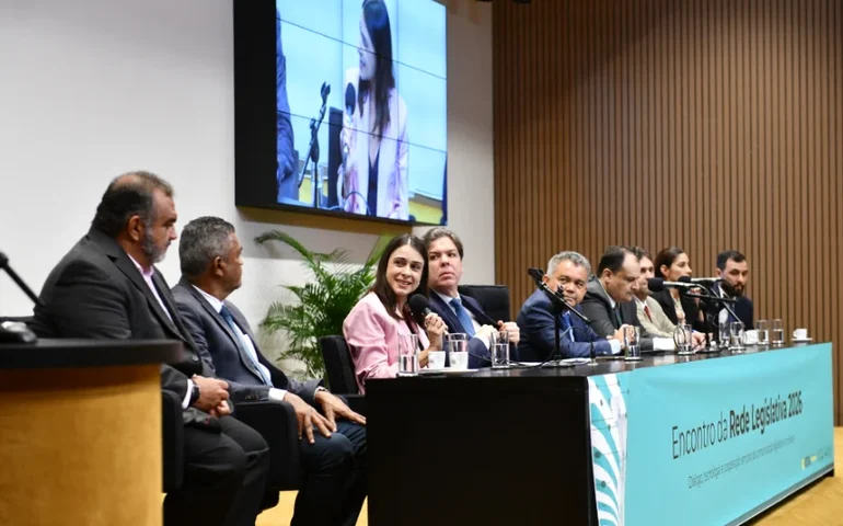 Senado apresenta TV 3.0 em encontro de emissoras da Rede Legislativa