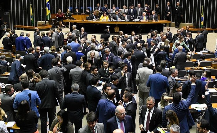 Senado: "Alagoas poderá contratar operação de crédito"