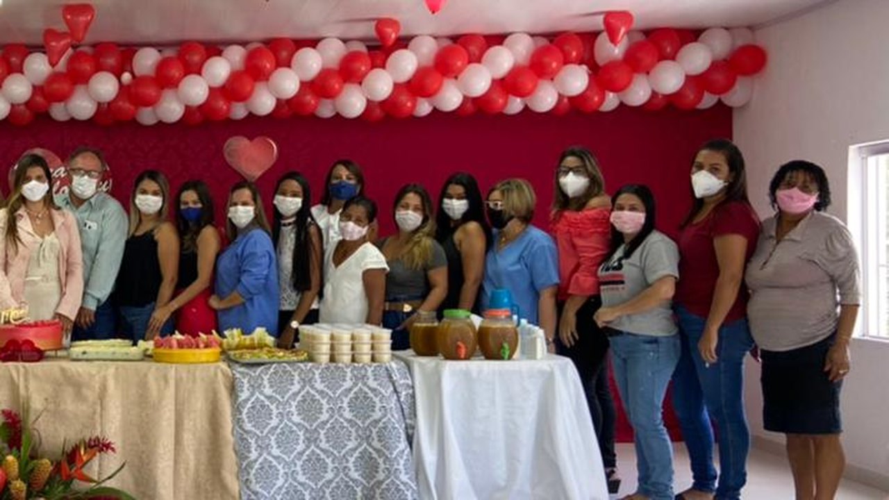Prefeita Marcela Gomes participa das comemorações pelo Dia das Mães em Novo Lino