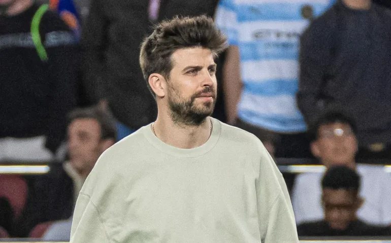 Em divórcio de Piqué, Shakira levou até árvore da antiga mansão do casal para os Estados Unidos