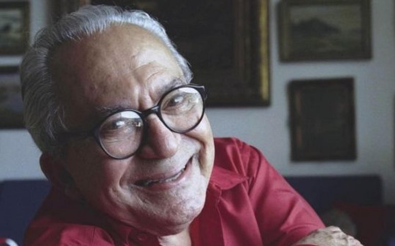 Lêdo Ivo: poeta que eternizou Maceió na literatura é homenageado pela Imprensa Oficial