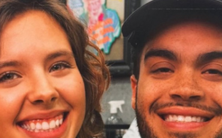 Francisco e Flor Gil homenageiam Preta Gil com tatuagem