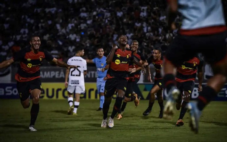 Corinthians leva virada do Sport em 10 minutos e está eliminado da Copa São Paulo