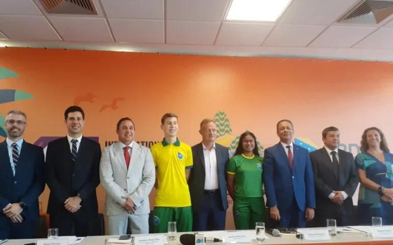 Jovens de comunidade vão defender o Brasil na Gymnasiade 2023