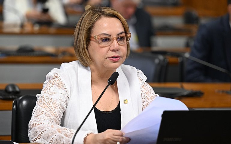 Concurso público deve incluir conteúdo sobre violência de gênero, decide CDH