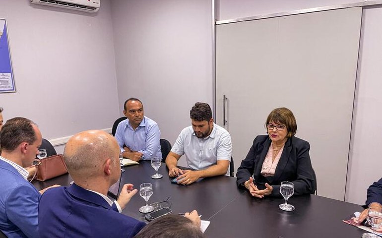 Seris discute com equipe do BID propostas para sistema prisional alagoano