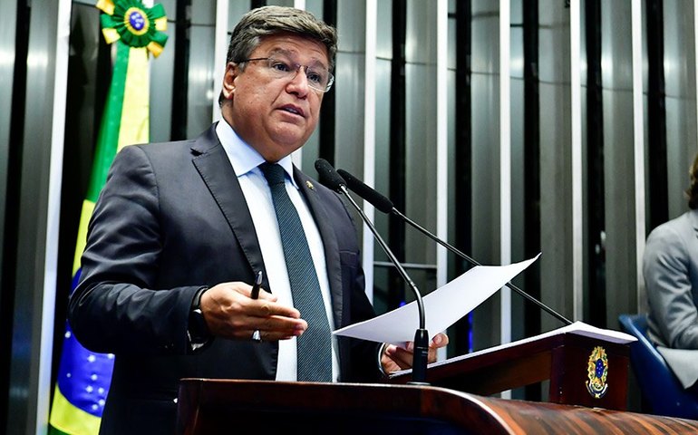 Viana defende mudança no regimento para agilizar tramitação de matérias