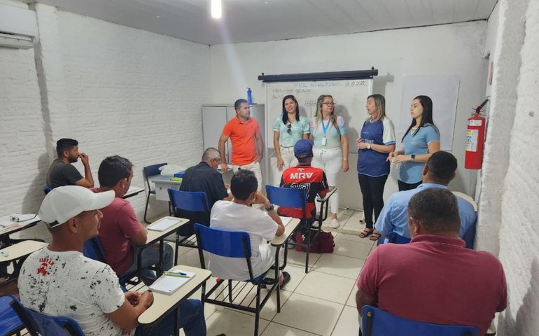 Prefeitura abre chamada pública para professores voluntários do Programa Brasil Alfabetizado