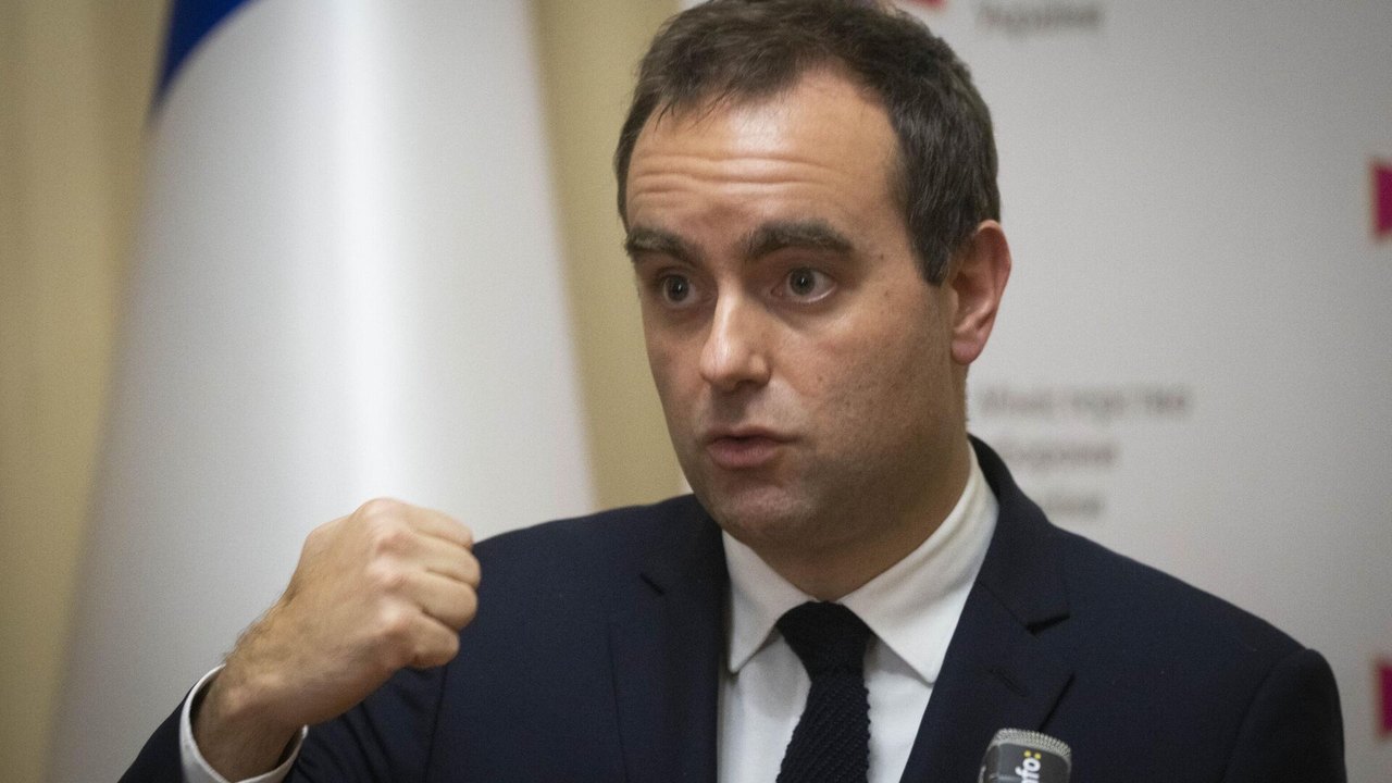 UE pode construir depósito de munição para Kiev como garantia de segurança, diz ministro francês