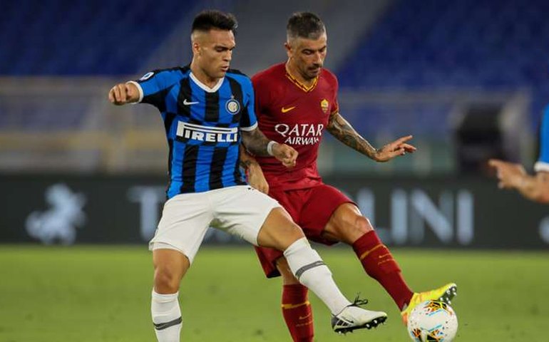 Inter de Milão empata com a Roma e segue distante da líder Juventus
