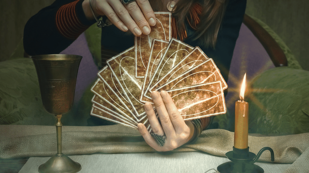Tarot do dia: previsão para os 12 signos em 19/10/2026