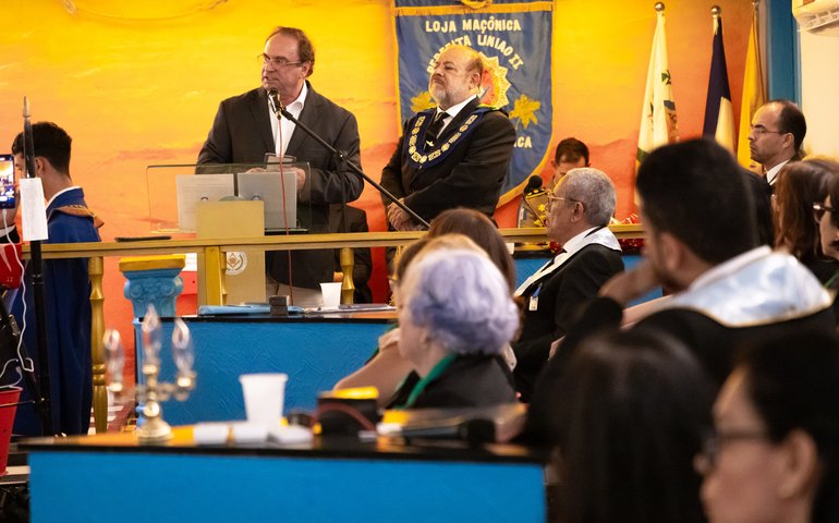 Personalidades arapiraquenses recebem Comenda em Sessão Solene na Loja Maçônica Perfeita União II