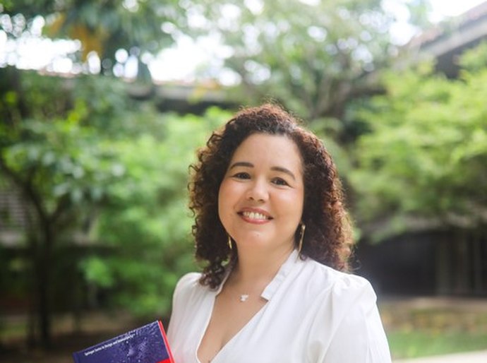 Professora da Ufal lança livro sobre Ergonomia do Ambiente Construído