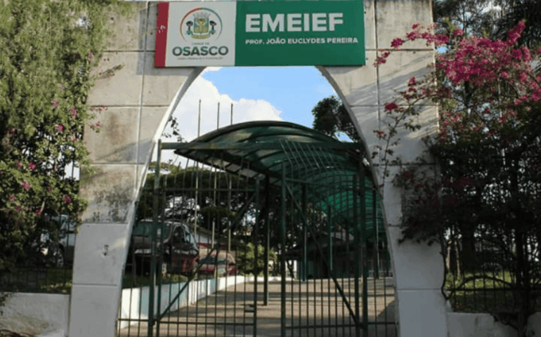 Mais de 30 alunos passam mal após dedetização em escola de Osasco, na Grande SP