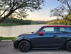 MINI John Cooper Works reforça posicionamento esportivo no Brasil - Sérgio Dias (24).jpeg 