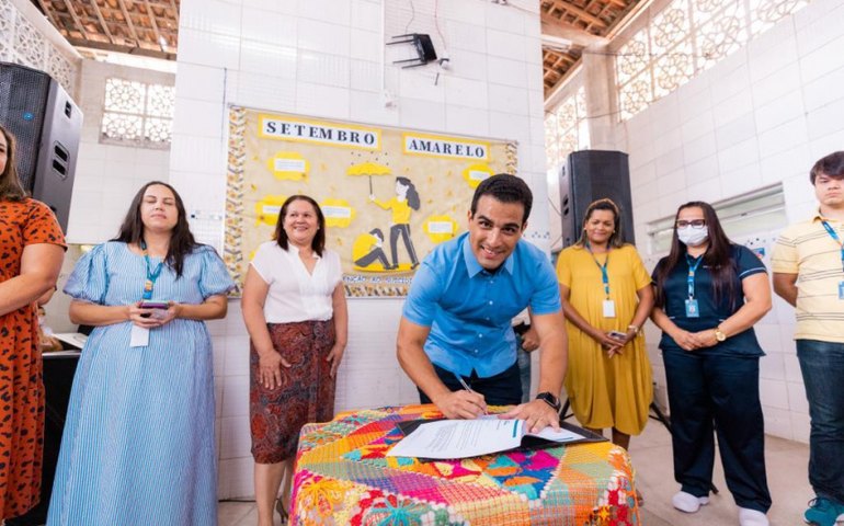 Prefeito em exercício Galba Novaes Netto autoriza reforma da USF João Macário, no Santos Dumont