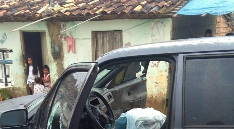 homem encontrado morto em Estância
