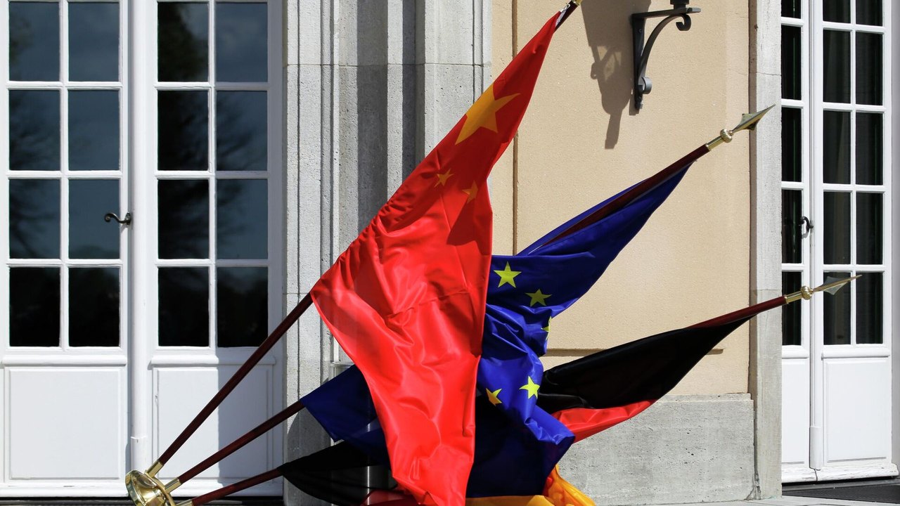 Mídia: cooperação com a China vai testar determinação da Europa ante guerra comercial dos EUA