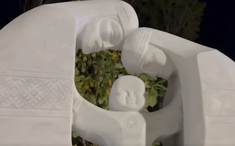 Parque com 10 esculturas é inaugurado em Belgorod apesar dos bombardeios ucranianos