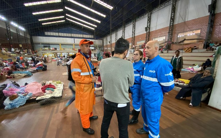 Socorristas do Salva Mais prestam assistência aos atingidos pelas enchentes do RS
