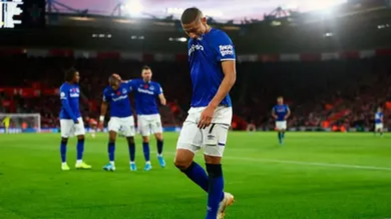 Everton leva maior punição da história da Premier League e perde pontos por violação financeira