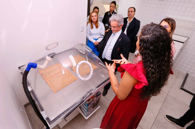 Presidente do TJAL acompanha descarte de papéis oriundos do Arquivo Judiciário