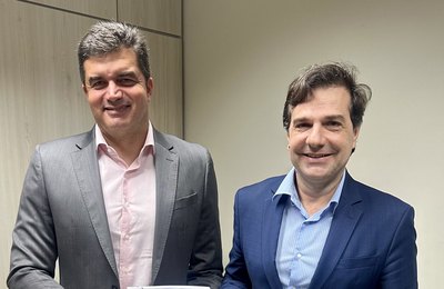 Rui Palmeira discute com Defensoria Pública isenção automática do IPTU para famílias do Minha Casa, Minha Vida