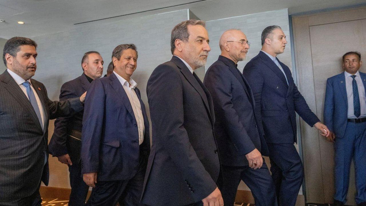 Delegação iraniana deixa negociações em protesto contra ameaças de Trump