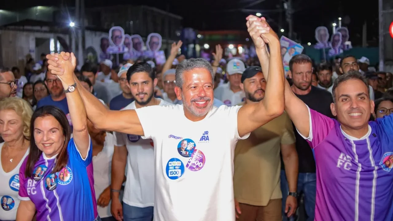 Renato Filho e Fátima Canuto arrastam multidão e mostram força política em caminhada com Arthur Lira