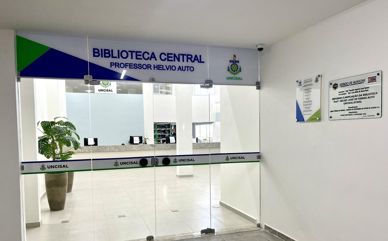 12 de março: Conquistas da Uncisal marcam o Dia do Bibliotecário