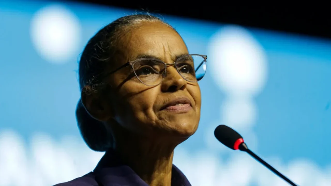 Marina diz que licenças ambientais seguem lei após Lula indicar estudo para Margem Equatorial