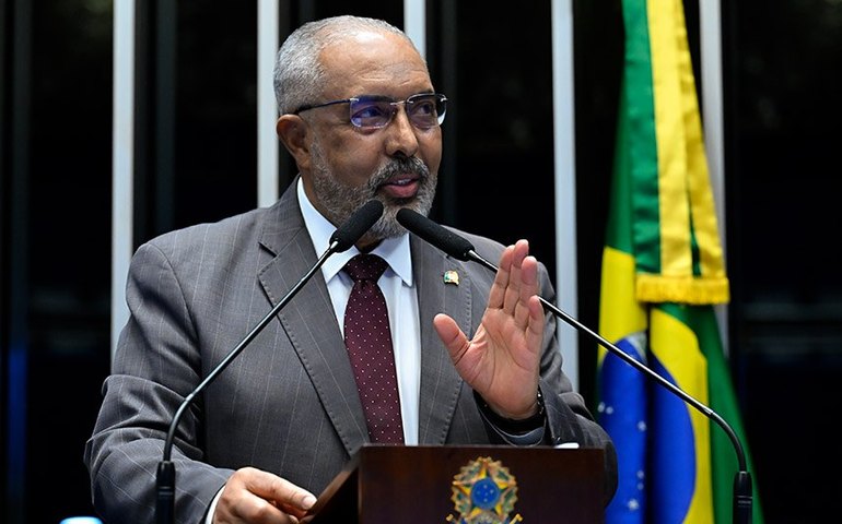 Paim celebra avanço da PEC que reduz jornada de trabalho