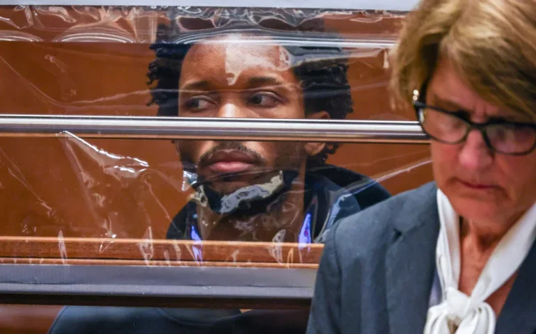 Cantor D4vd se declara inocente de assassinato em morte de Celeste Rivas Hernandez, de 14 anos