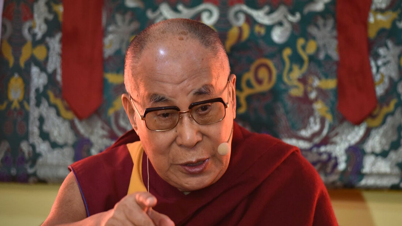 Dalai Lama diz que está em bom estado de saúde após cirurgia nos Estados Unidos