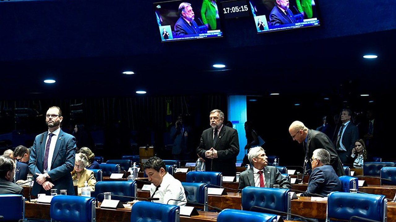 Aprovada criação de Grupo Parlamentar Brasil-Ucrânia