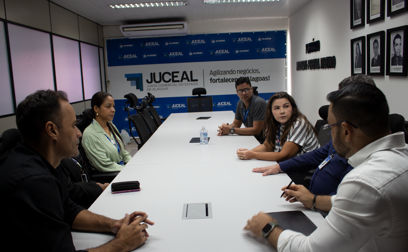 Juceal e Escola de Governo estabelecem parceria para capacitação de estagiários