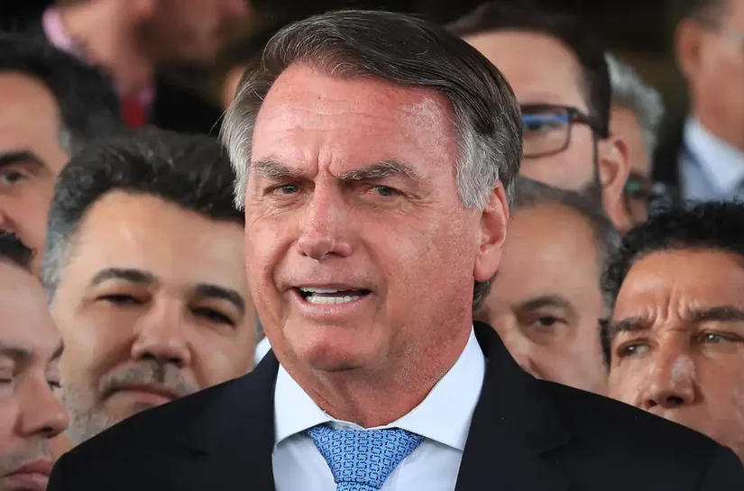 Defesa de Bolsonaro tem até 21h para esclarecer descumprimento de medicas cautelares; saiba os próximos passos
