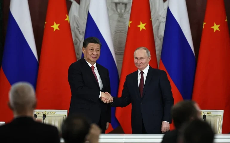 China e Rússia organizam exercícios militares conjuntos após cúpula da Otan
