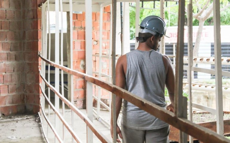 Sonhos em Construção: Prefeitura de Maceió leva alfabetização a trabalhadores da construção civil