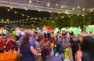 Turistas e moradores se encantam com a Vila de São João de Jaraguá: "Está maravilhoso"