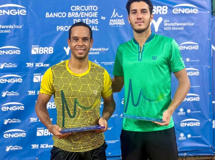 Daniel Silva vira batalha e conquista o Maceió Summer Open de Tênis