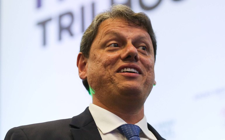 Promessa de campanha de Tarcísio, mudança do governo para o Centro tem leilão adiado e deve ficar para 2026