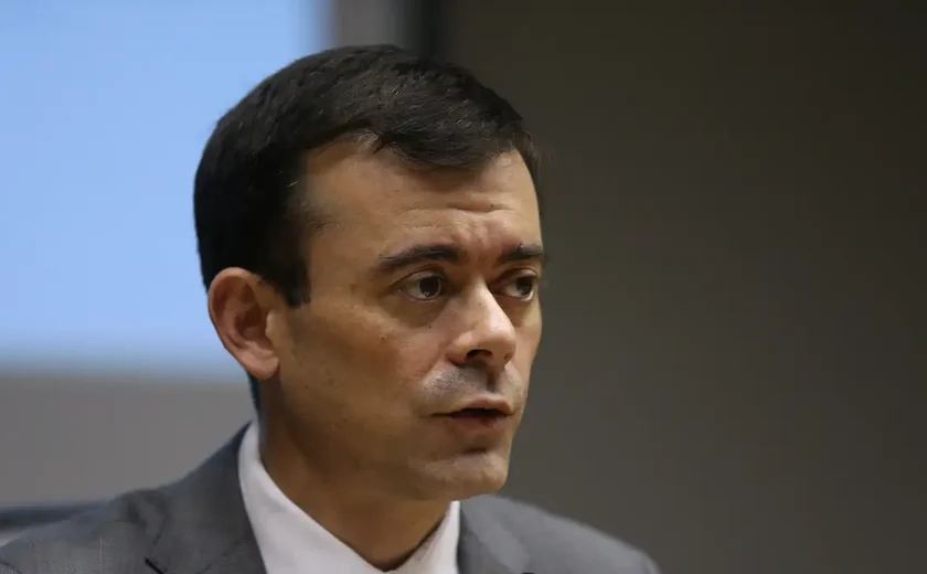 Ceron defende fazer 'rebalanço' de medidas de compensação da desoneração para ajustar Orçamento