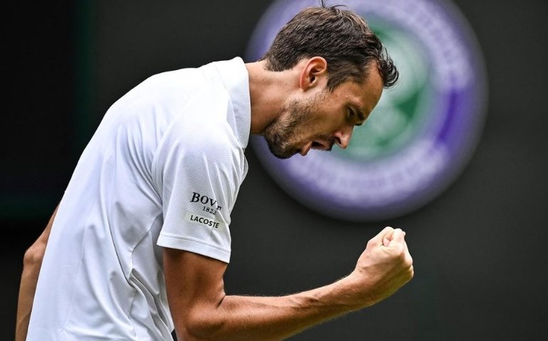 Medvedev e Draper avançam às quartas do US Open; Iga Swiatek continua sem ceder sets